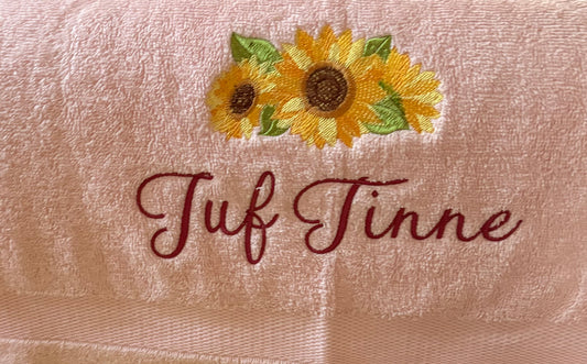 Gastendoek met geborduurde naam